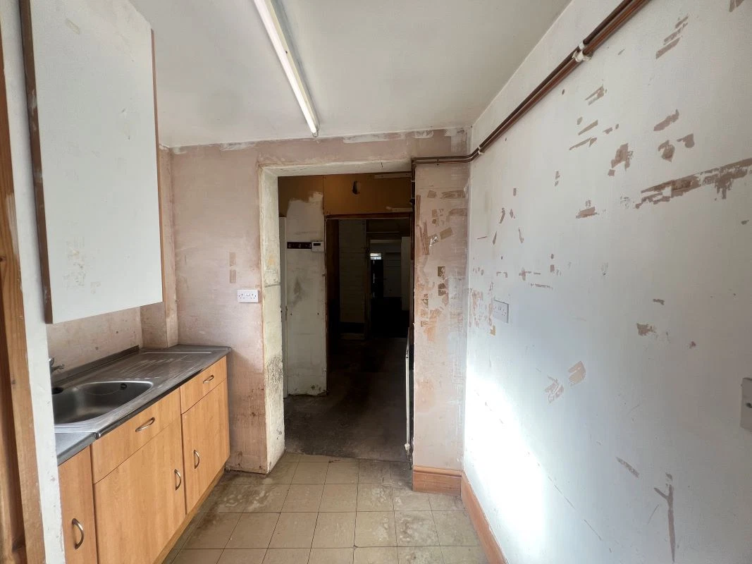 75 London Road, Chesterton, Newcastle under Lyme, ST5 7DY - image 9