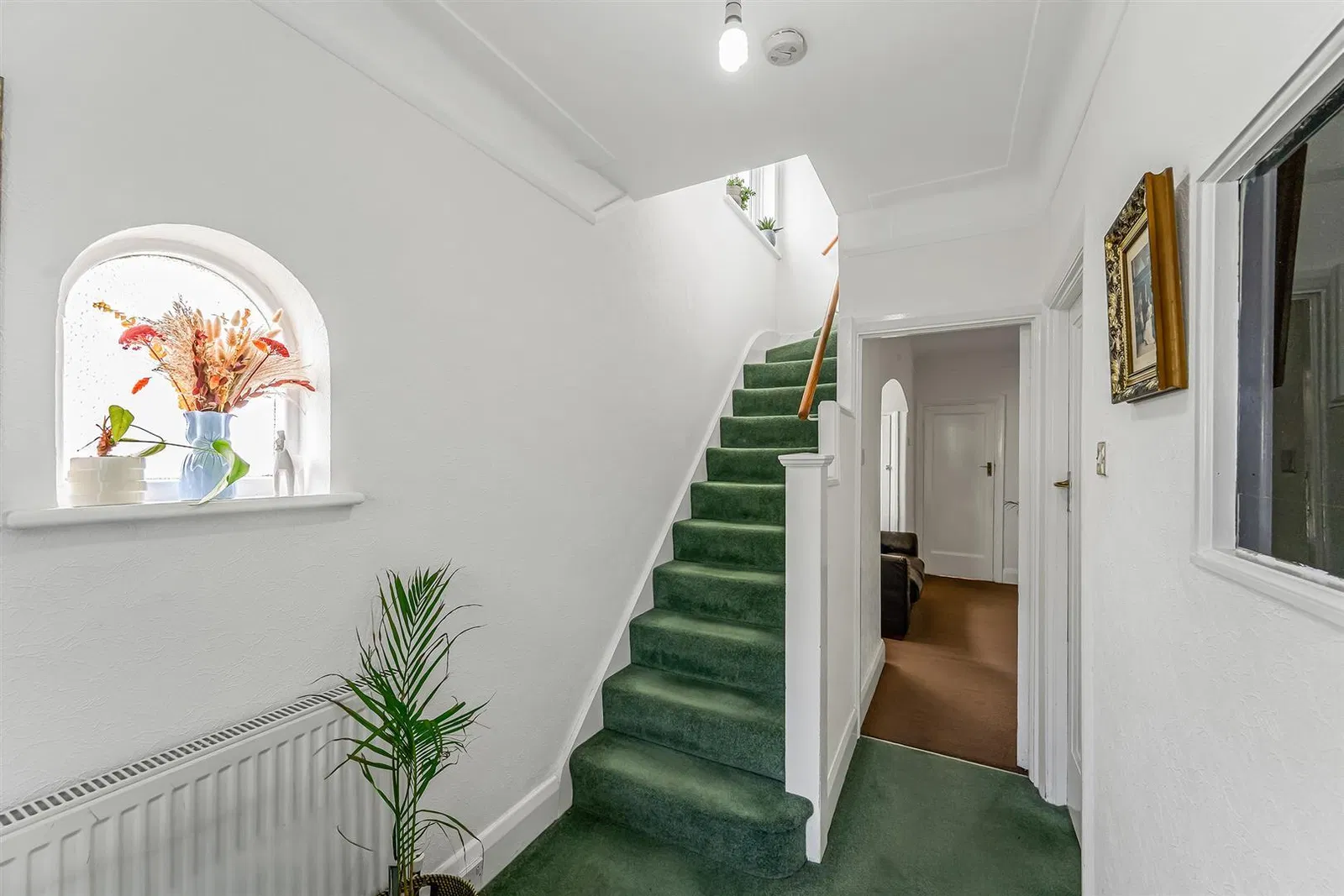 Foresters Drive, Upper Walthamstow, E17 - image 3