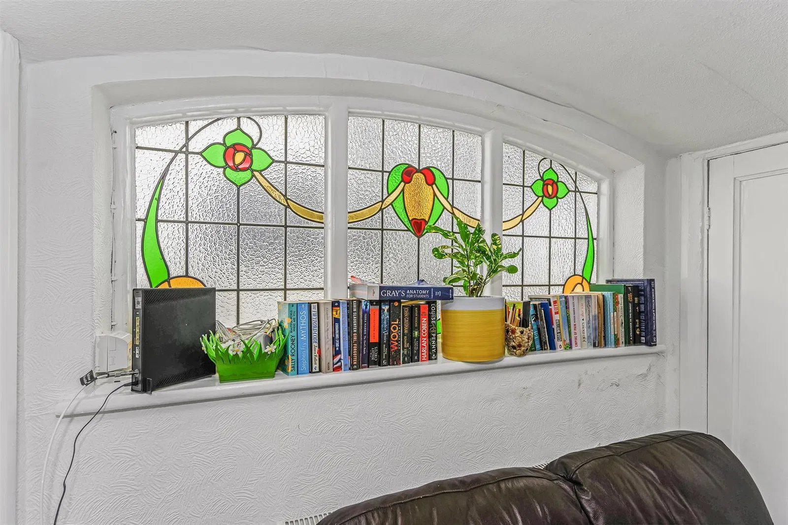 Foresters Drive, Upper Walthamstow, E17 - image 4
