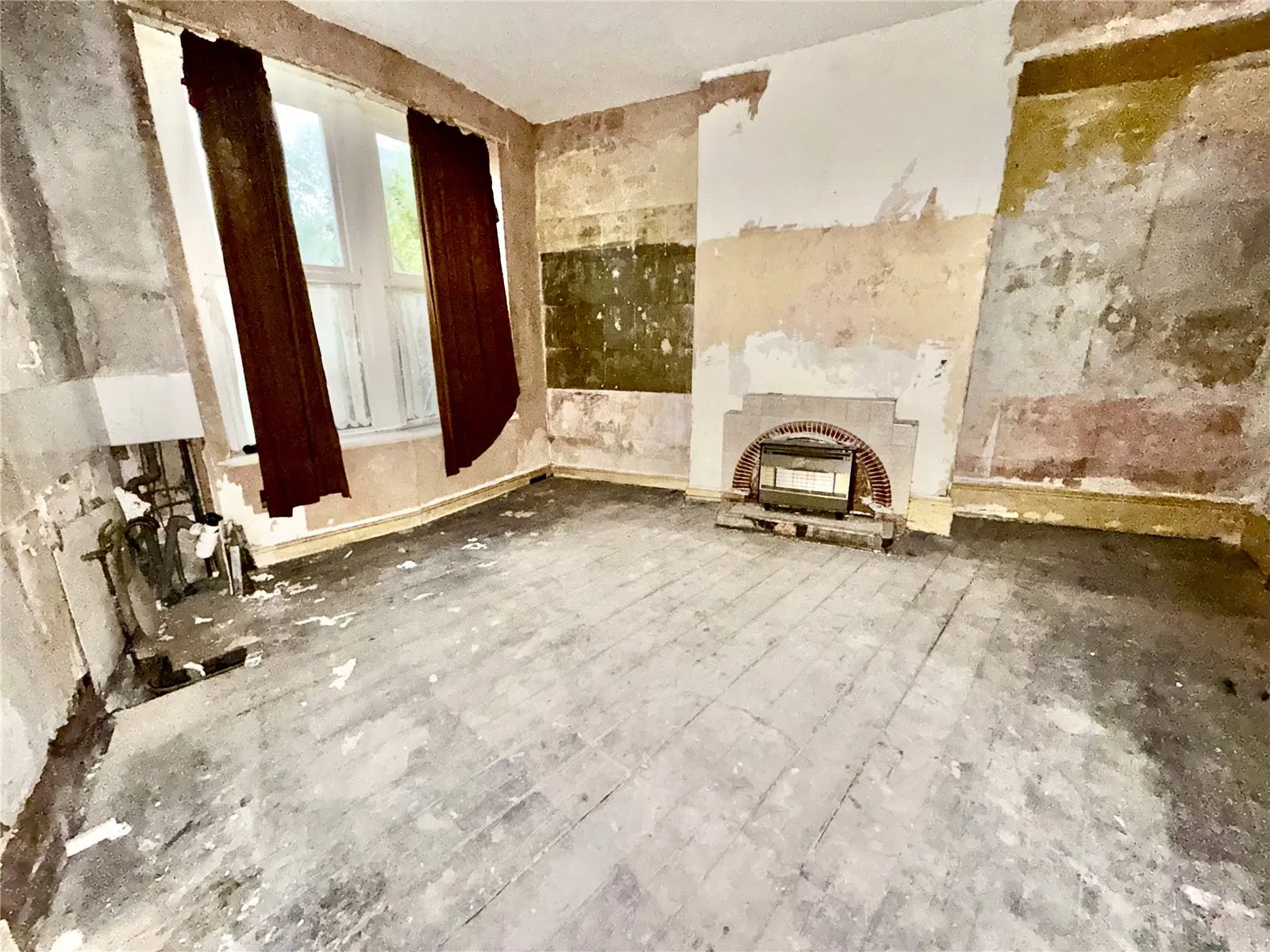 2a Apsley Crescent, Bradford, BD8 7EY - image 1