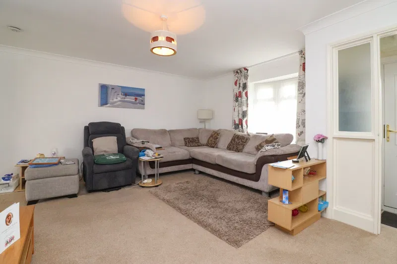 Canterbury Road, Birchington, Kent, CT7 - image 3