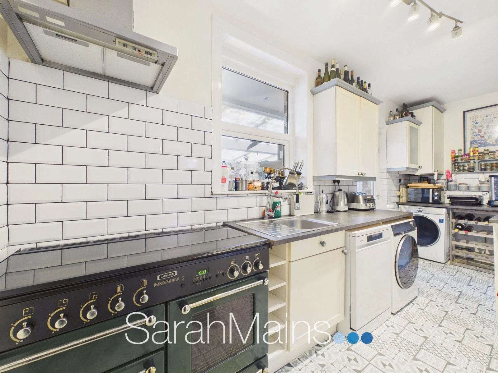 Fenham Hall Drive, Newcastle Upon Tyne, NE4 9XD - image 6