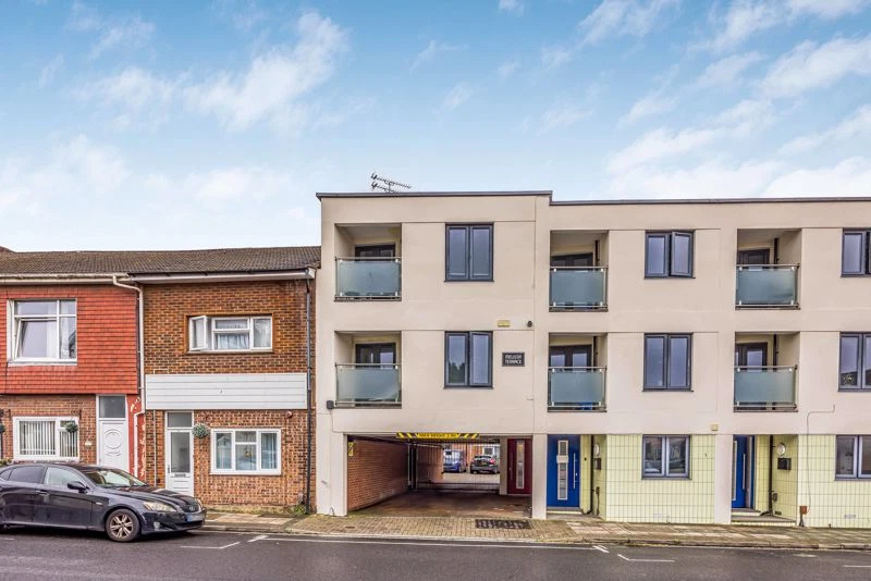 Granada Road, Southsea - image 19