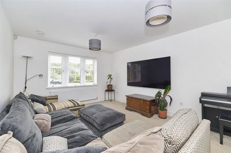 16 West Craigbank Way, Cults, Aberdeen, AB15 9EF - image 3