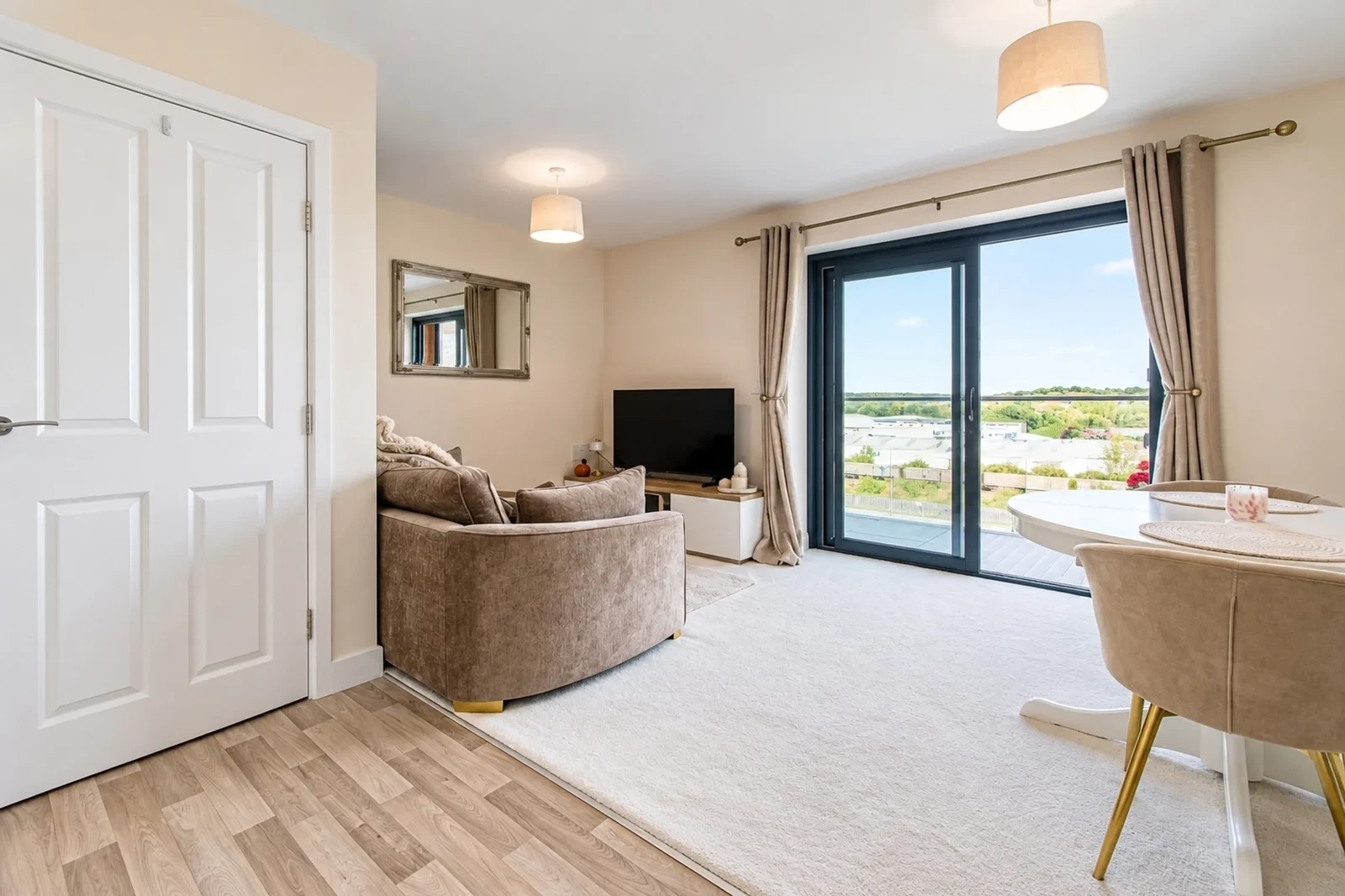 Kingman Way, Newbury, Berkshire, RG14 - image 6