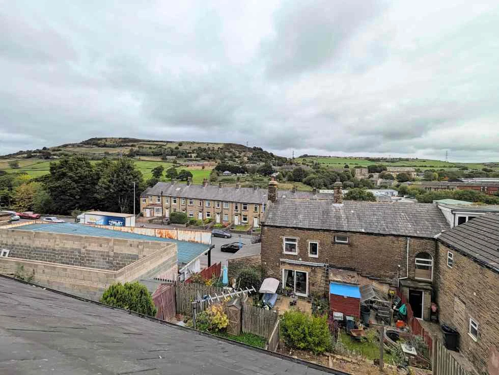 3 Earl Terrace, Halifax, HX3 5PU - image 16