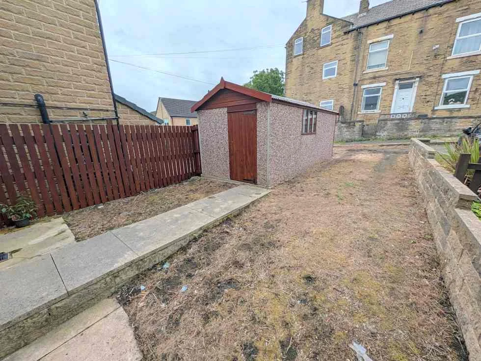 3 Earl Terrace, Halifax, HX3 5PU - image 18