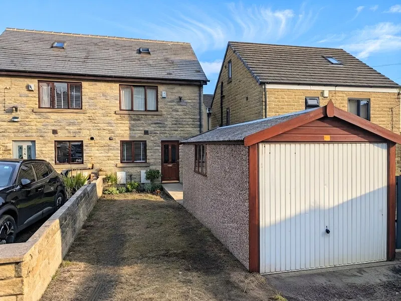 3 Earl Terrace, Halifax, HX3 5PU