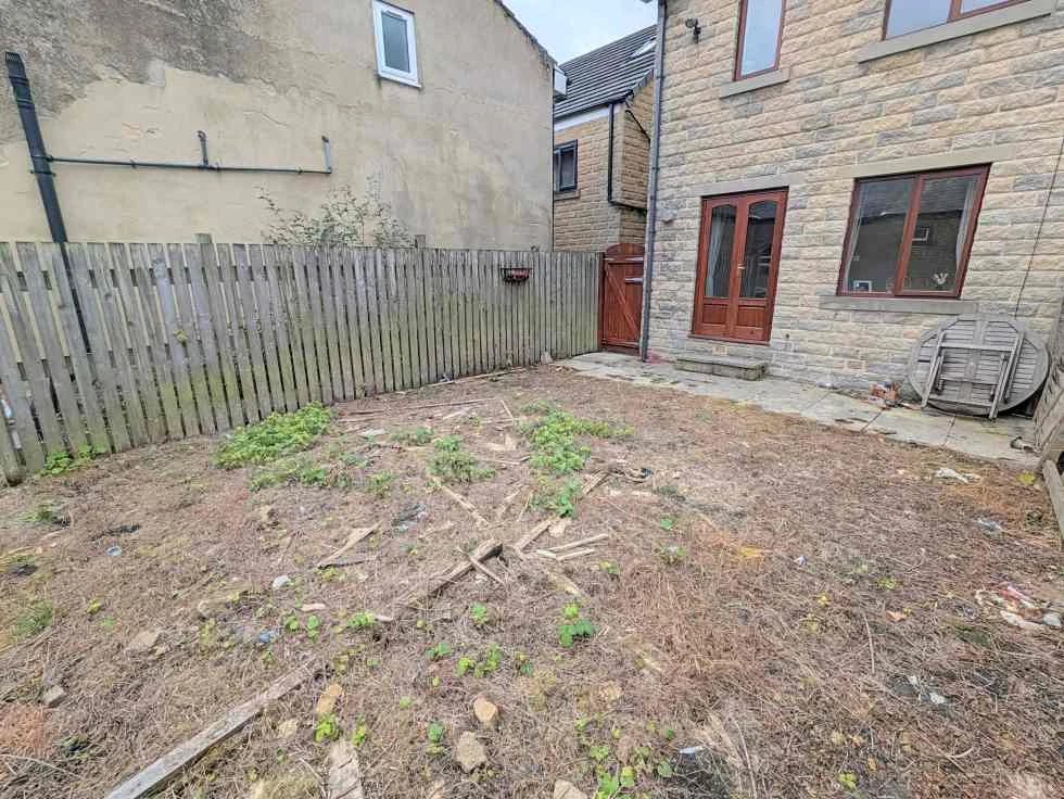 3 Earl Terrace, Halifax, HX3 5PU - image 20