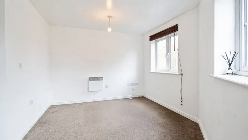 Six Mills Avenue, Gorseinon, Swansea, SA4 - image 3