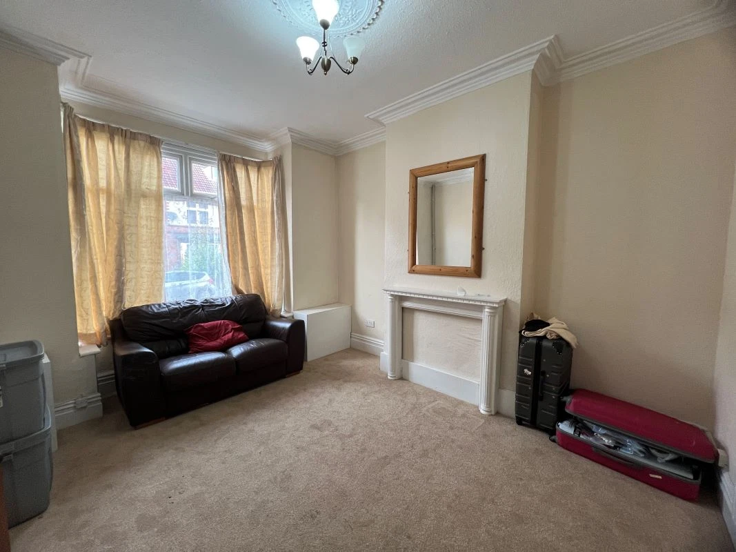 127 Station Road, Kings Heath, Birmingham, B14 7TA - image 4