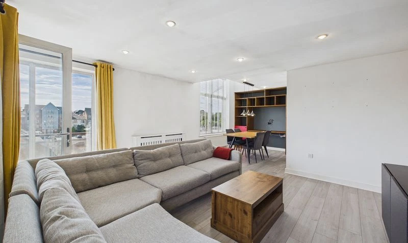 Hopkinson Court, New Crane Street, CH1 - image 2