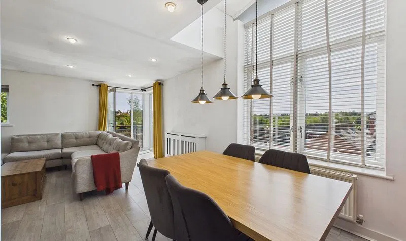 Hopkinson Court, New Crane Street, CH1 - image 3