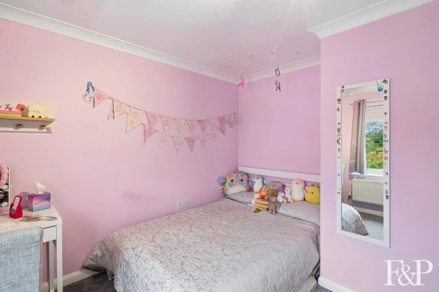 1 Carpenters Close, Woodley - image 9