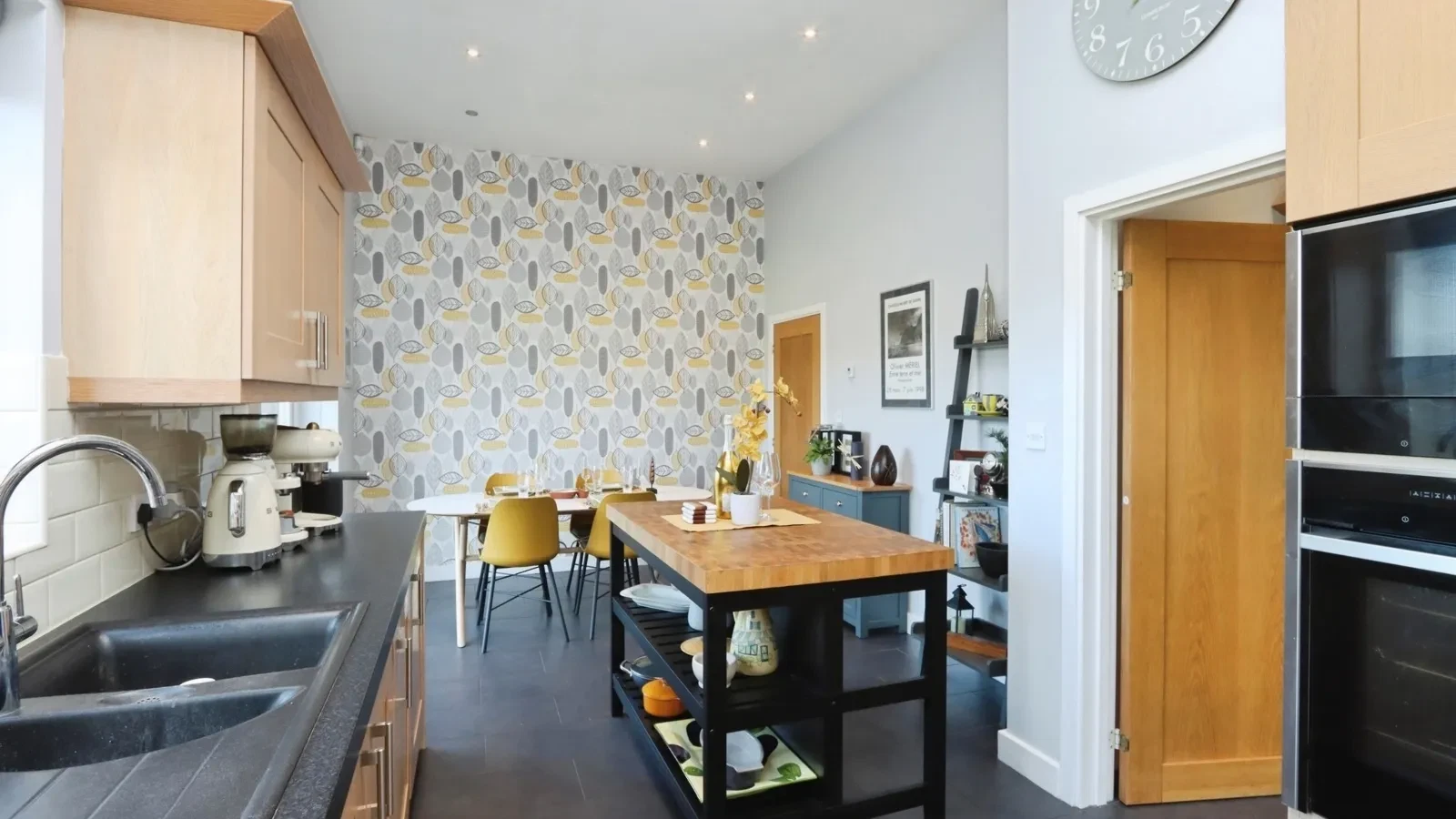 Gomersal Lane, Dronfield, Derbyshire, S18 - image 10