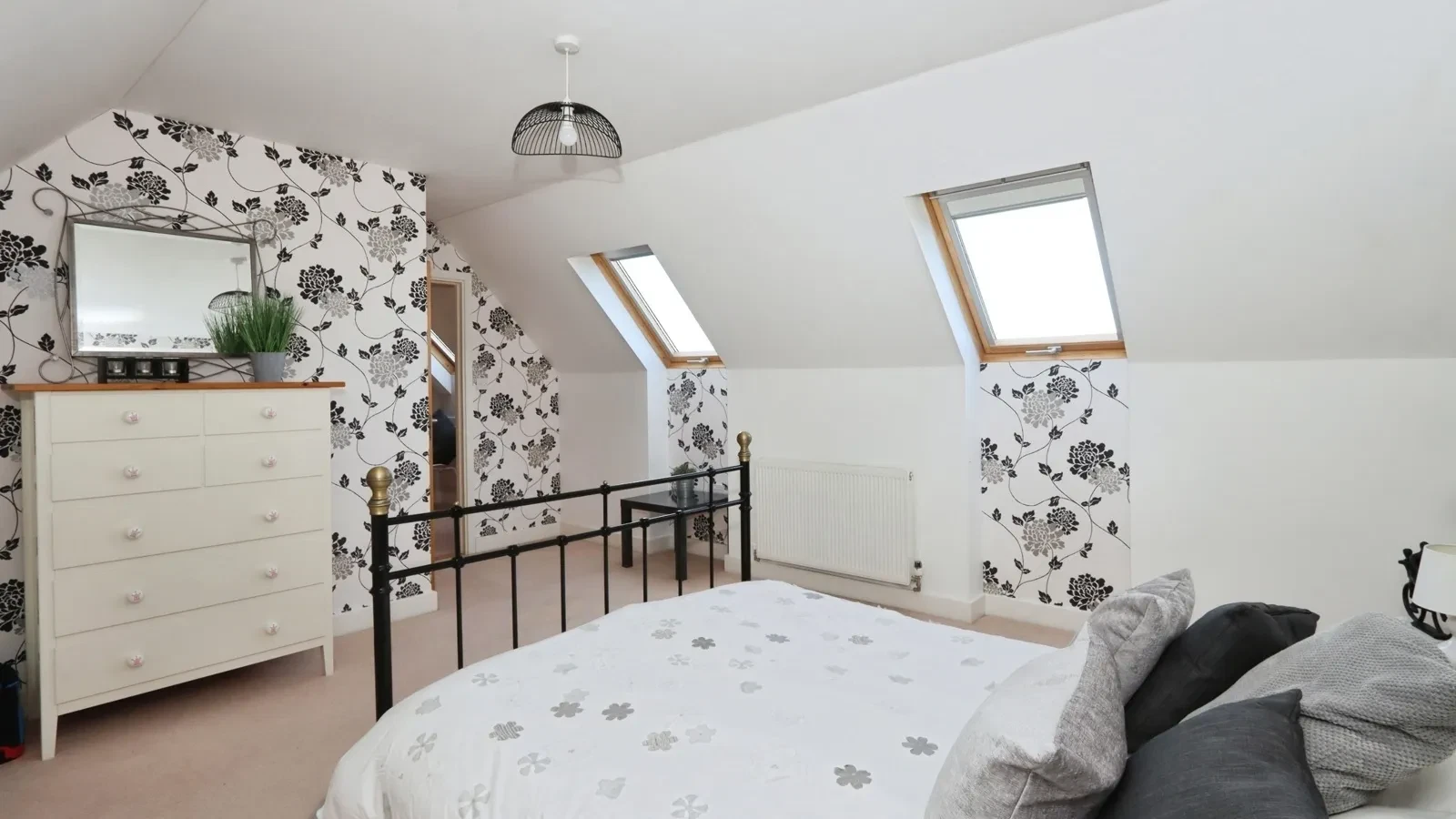 Gomersal Lane, Dronfield, Derbyshire, S18 - image 18