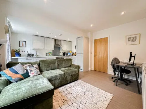 Alexandra Drive, Liverpool, L17 - image 2