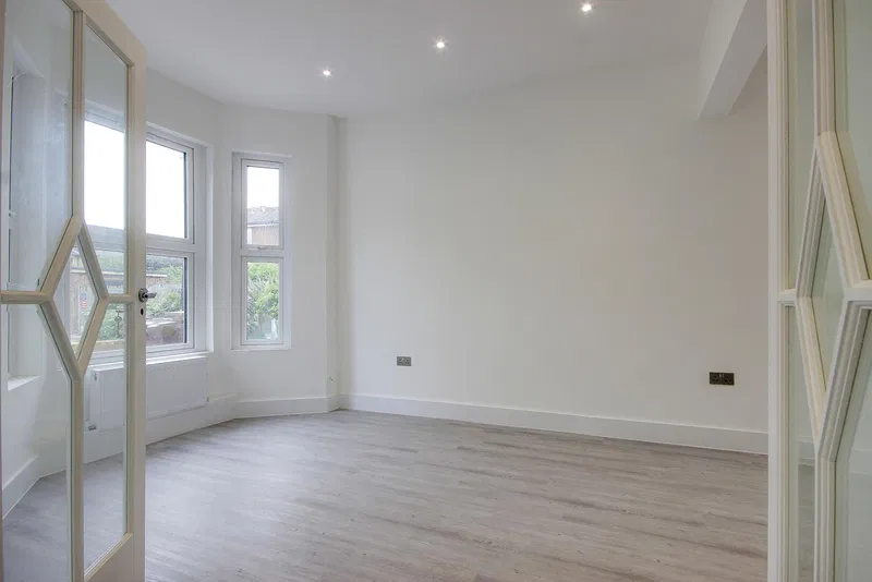 Daventry Avenue, London, Greater London, E17 9AQ - image 2