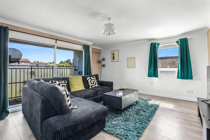 194 Strathtay Road, Perth, PH1 2ND - image 2