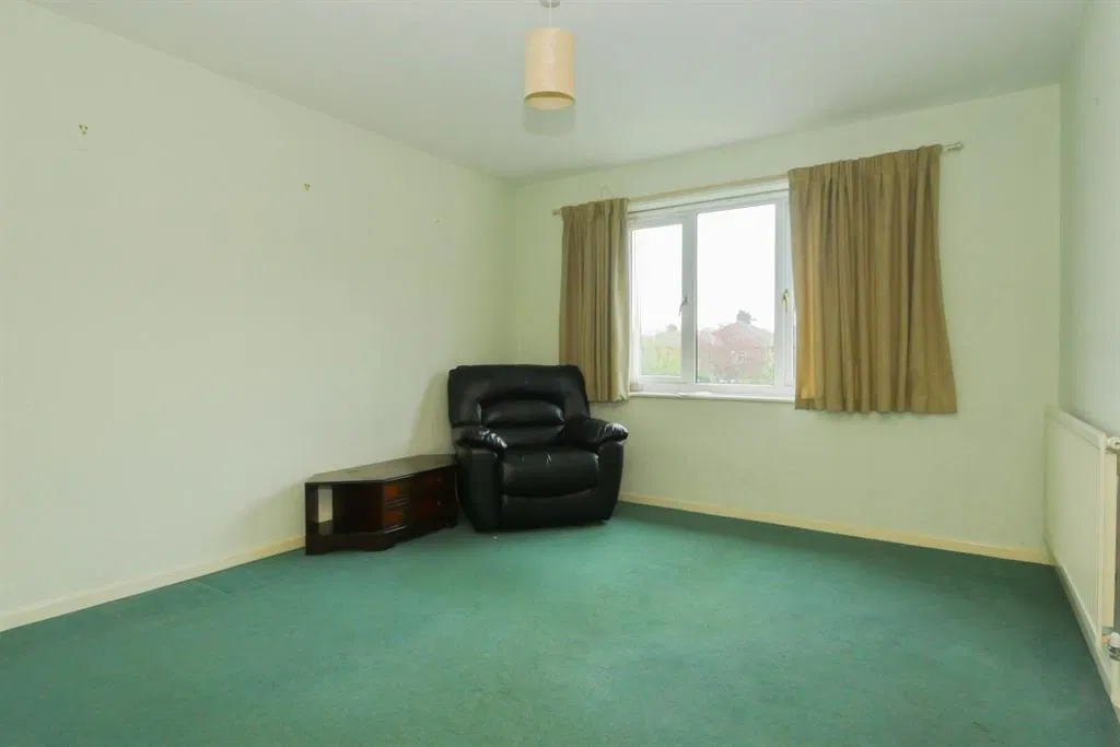 Galloway Court, Pudsey, LS28 8RA - image 3