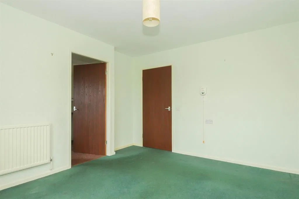 Galloway Court, Pudsey, LS28 8RA - image 4