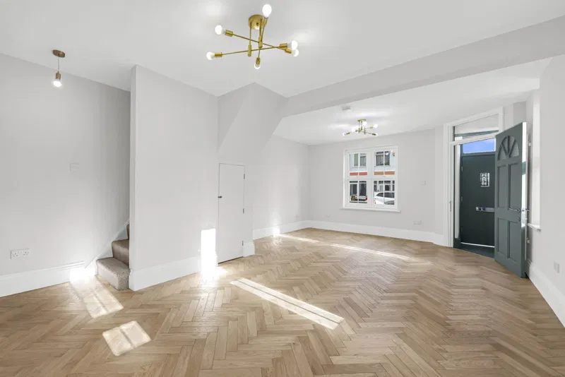 Kimberley Road, Walthamstow, London, E17 - image 3