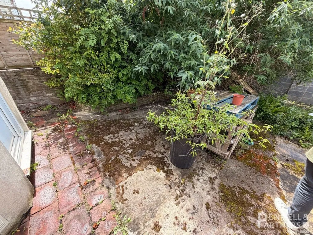 41 Oldbury Court Road, Fishponds, Bristol, BS16 2JF - image 4