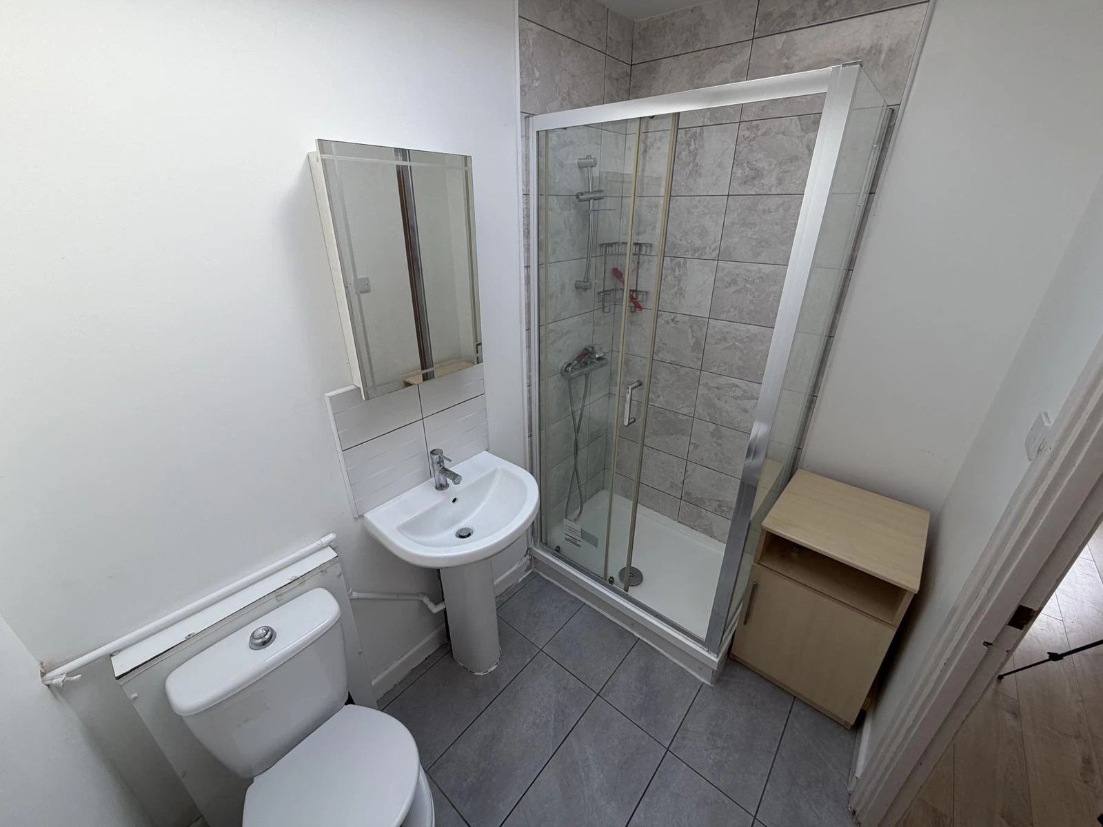 Mill Close, Wokingham, RG41 - image 8