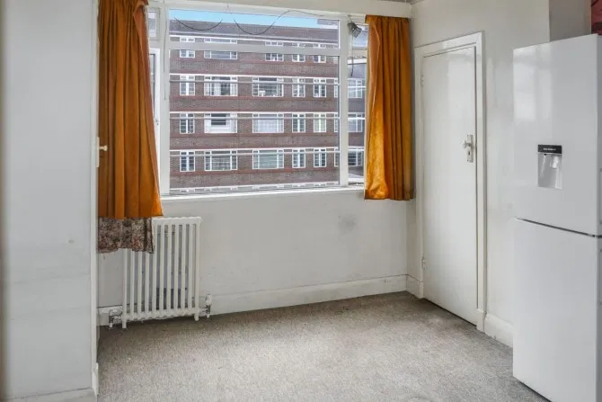 Flat E53 Du Cane Court, Balham High Road, Balham, London, SW17 7JL - image 4