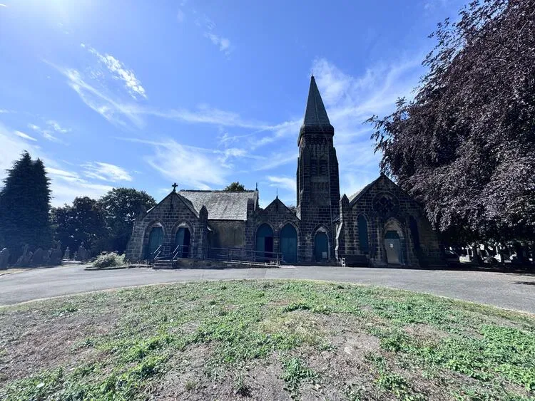 Horsforth Cemetery Chapel, Calverley Lane, Horsforth, Leeds, West Yorkshire, LS18 4DZ - image 2