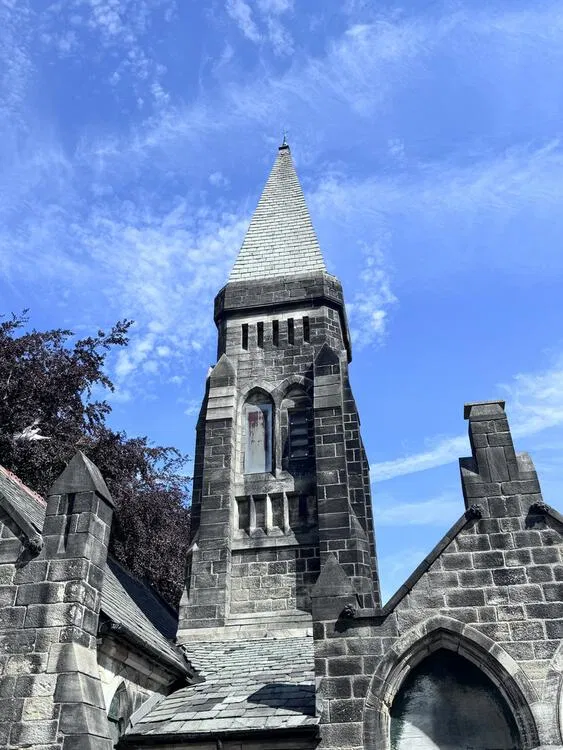 Horsforth Cemetery Chapel, Calverley Lane, Horsforth, Leeds, West Yorkshire, LS18 4DZ - image 5