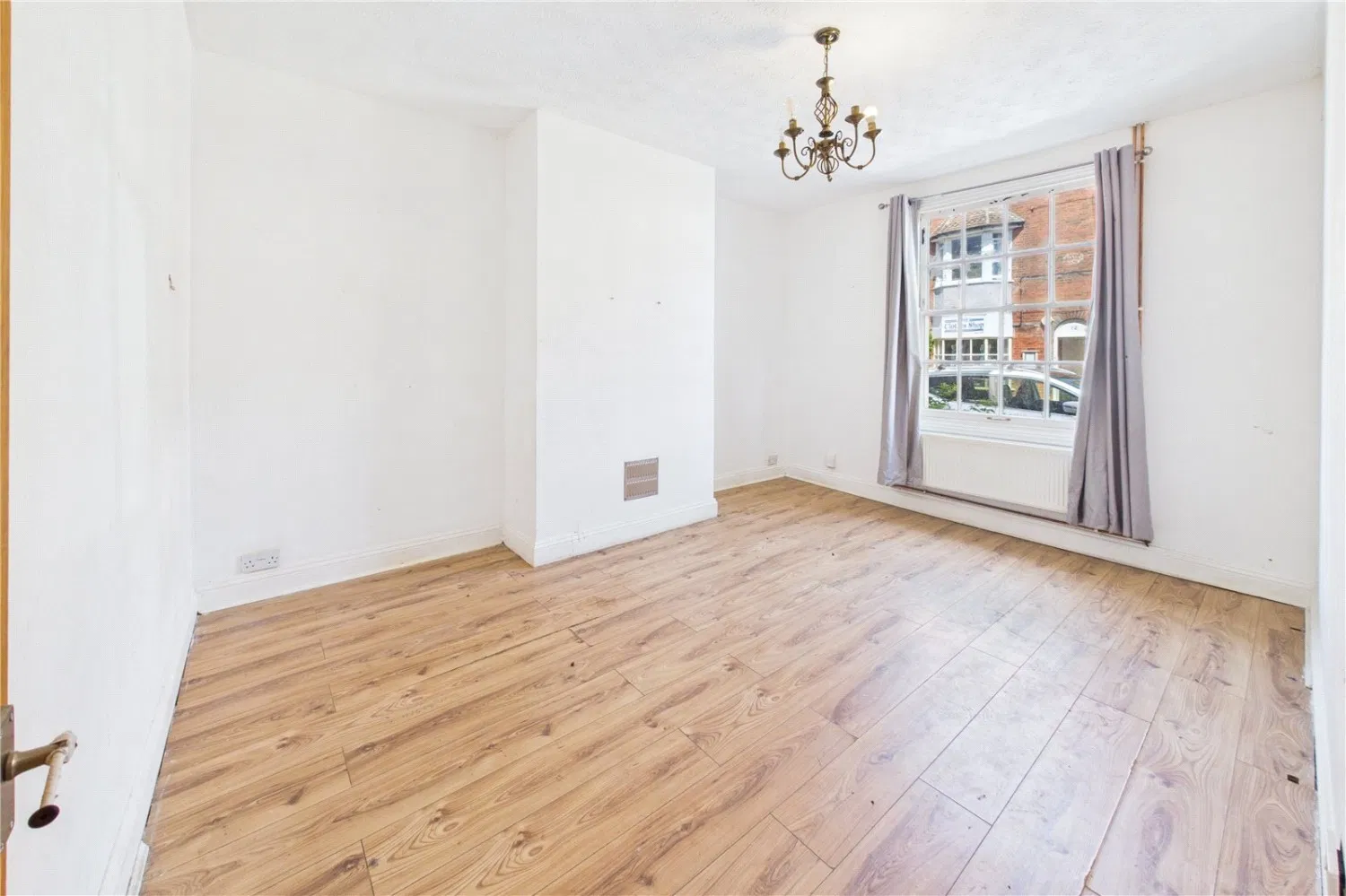 Newbury, Berkshire, RG14 - image 2