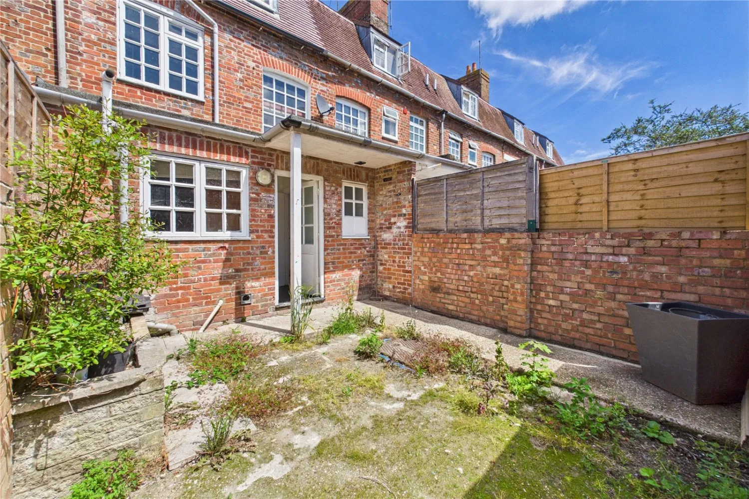 Newbury, Berkshire, RG14 - image 4