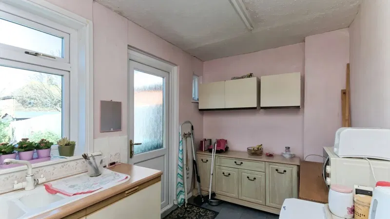 Martello Road, Eastbourne, East Sussex, BN22 - image 3