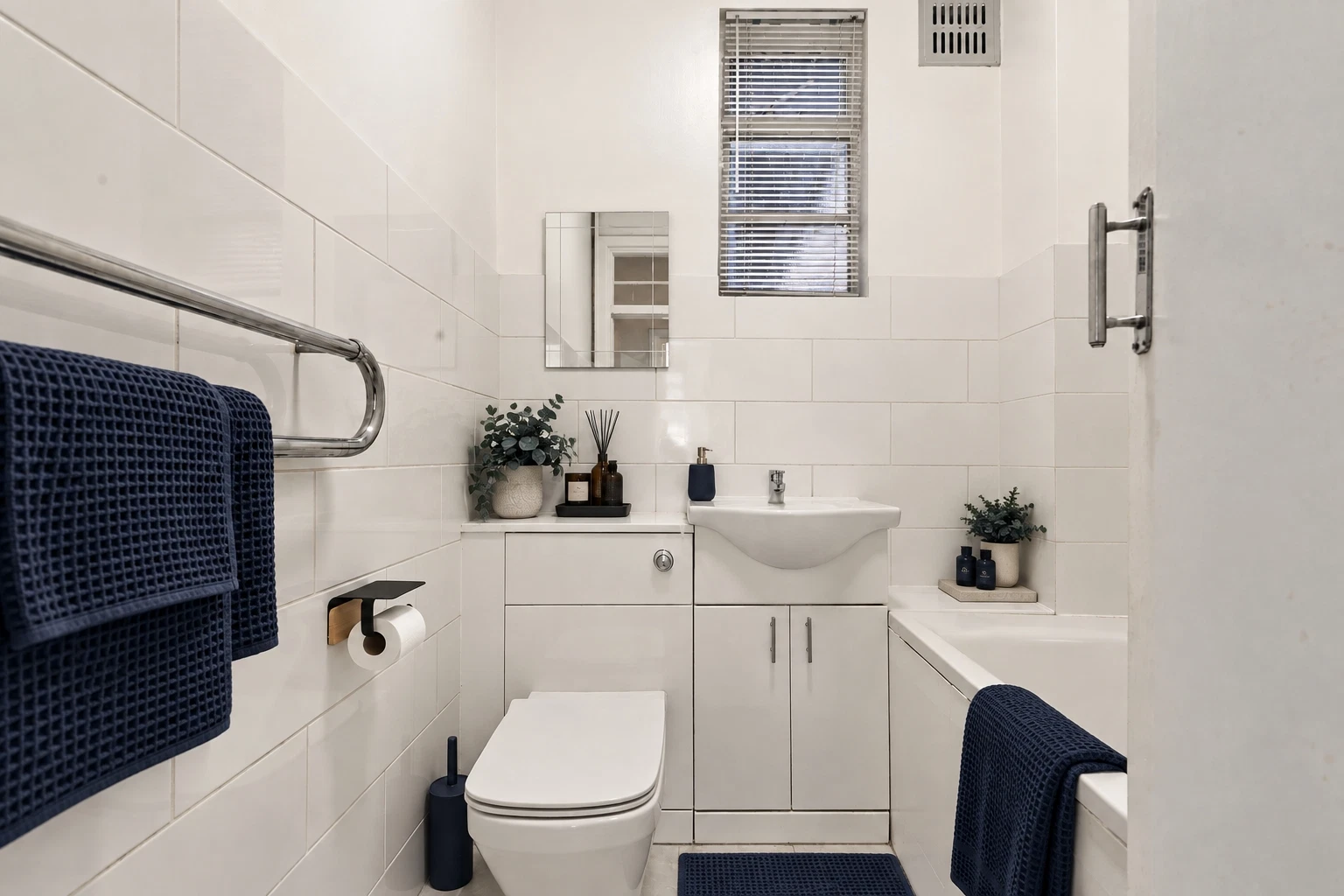 Hatherley Grove, Bayswater, London, W2 - image 4