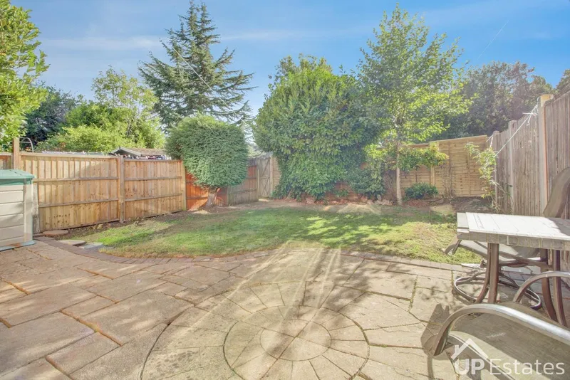 Modbury Close, Stivichall, Coventry - image 2