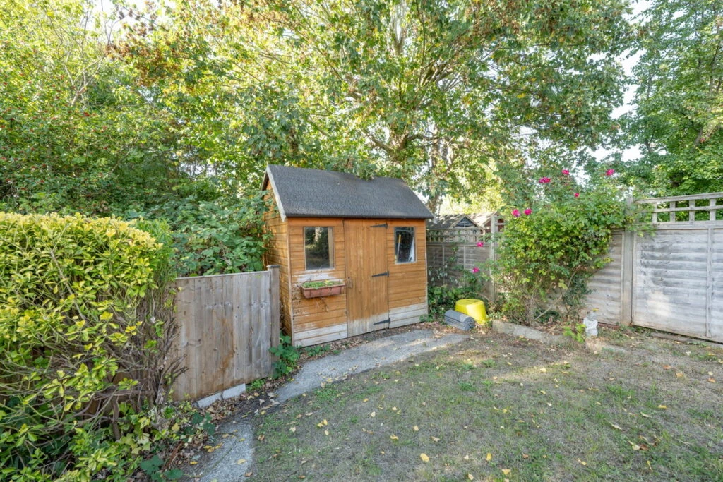 Cross Road, Southampton, SO19 4BY - image 19