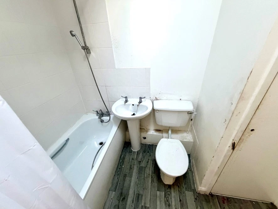 Flat A and B, 25 Stafford Road, Birmingham, West Midlands B21 9DT - image 6