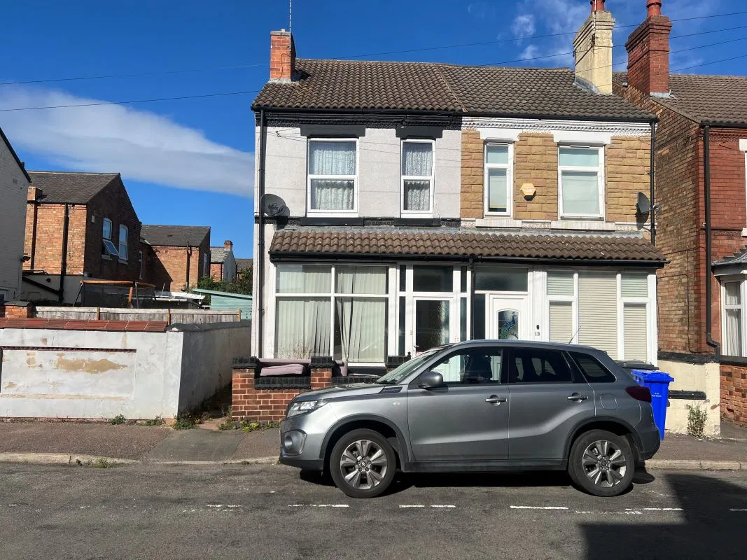 15 Alexandra Road, Long Eaton, Nottingham, NG10 1LA - image 1