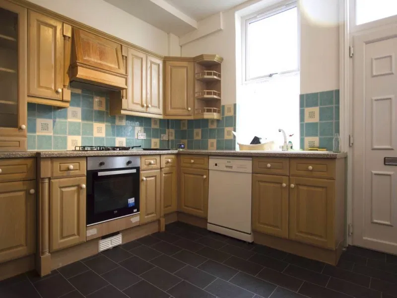 Randolph Street, Leeds, LS13 3HT - image 3