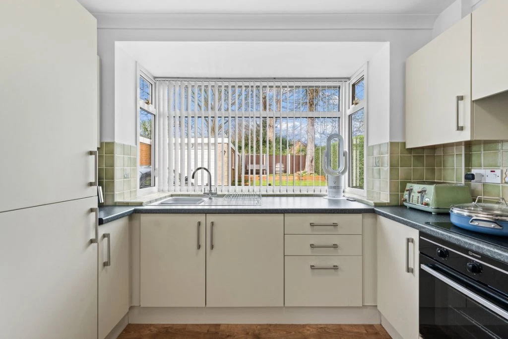Melrose Grove, Moorgate, Rotherham, S60 3NA - image 6