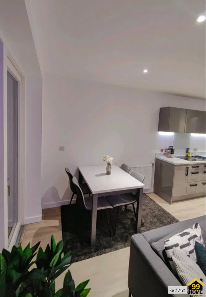 34a Thomas Road, London, E14 - image 2