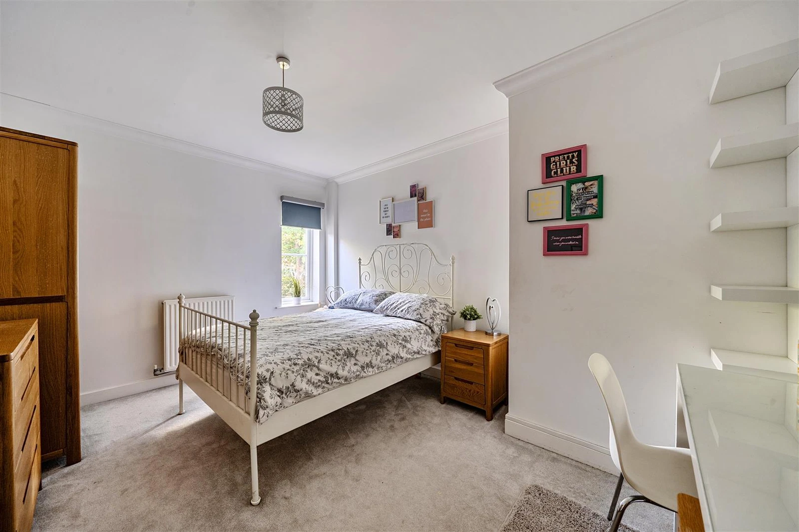 14 Drey House, Squirrel Walk, Wokingham, RG41 3AA - image 14