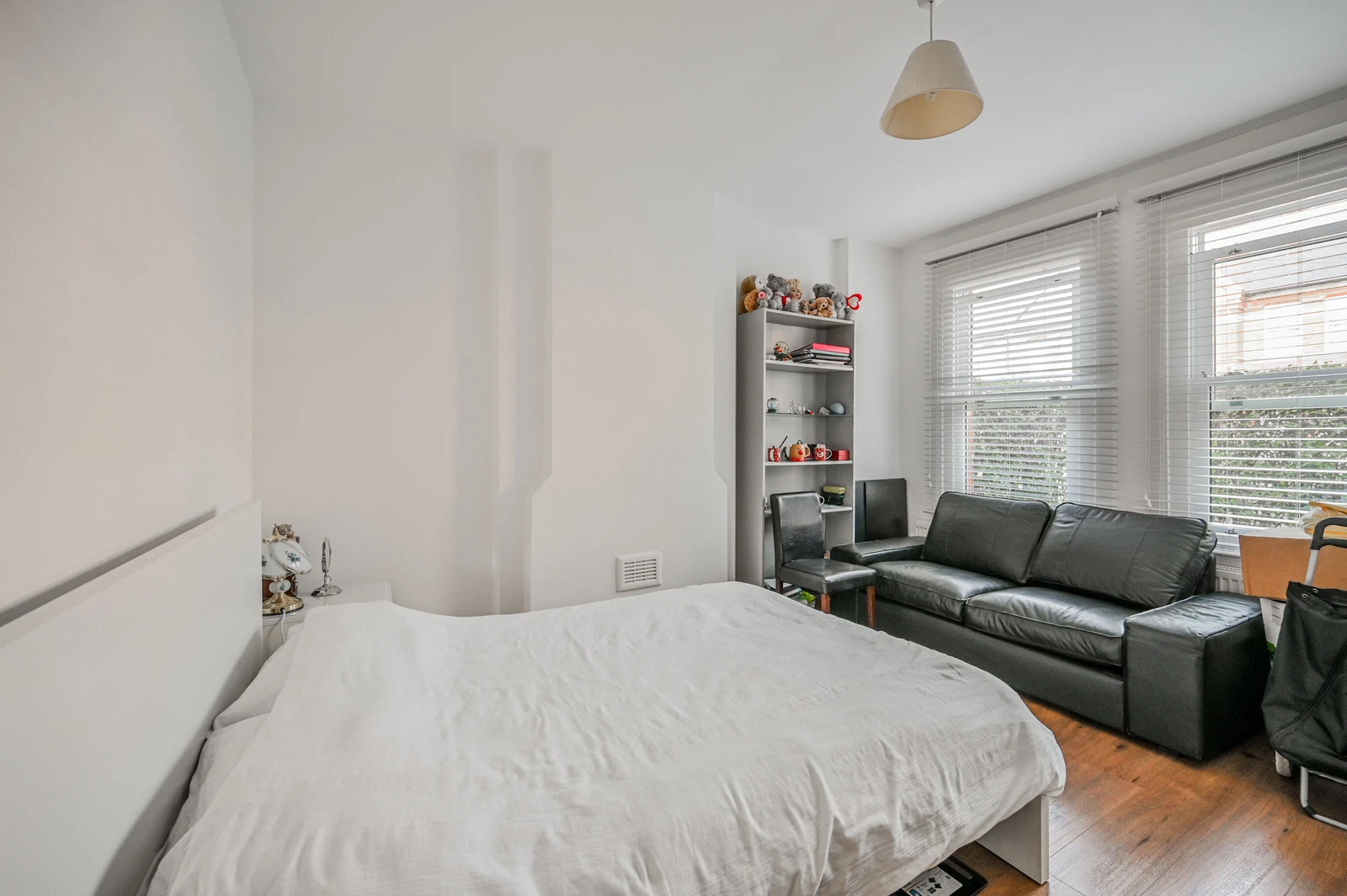 Gladstone Avenue, London, N22 - image 10