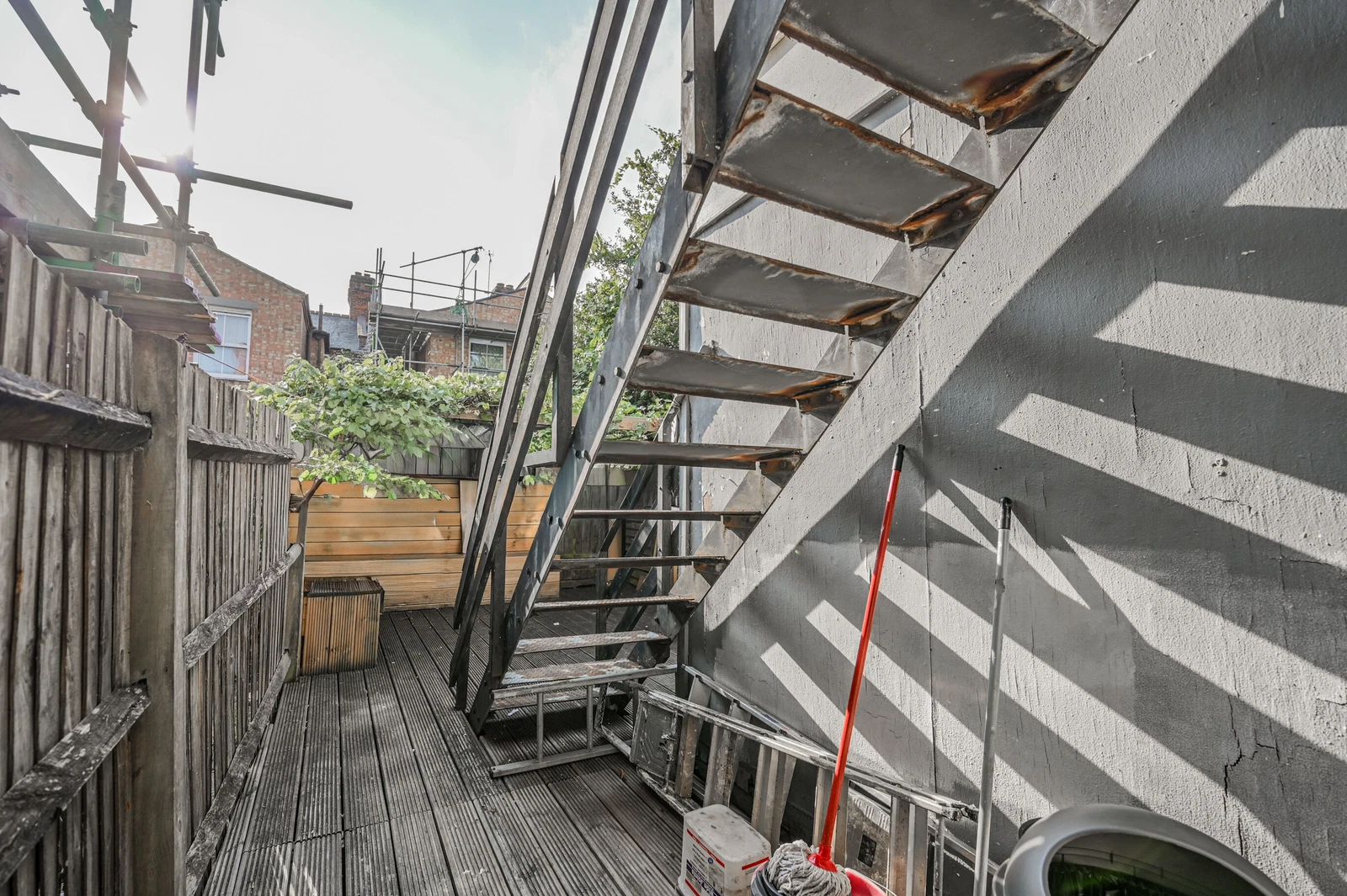 Gladstone Avenue, London, N22 - image 12