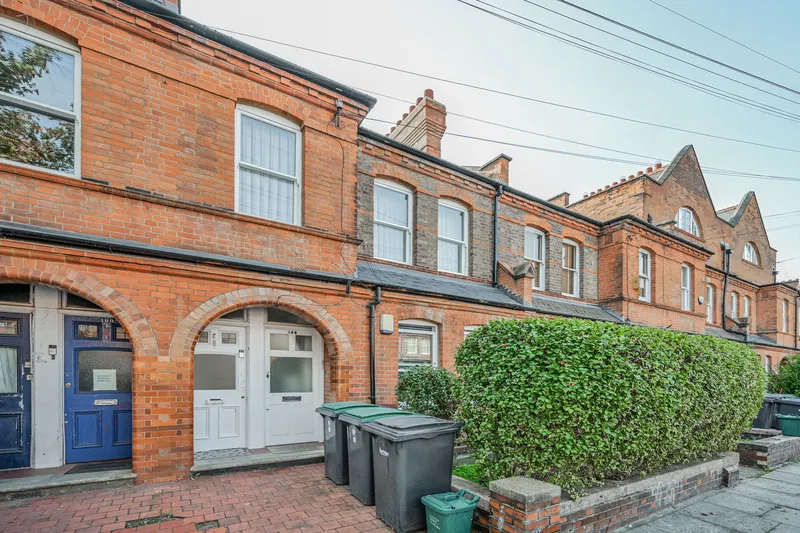 Gladstone Avenue, London, N22
