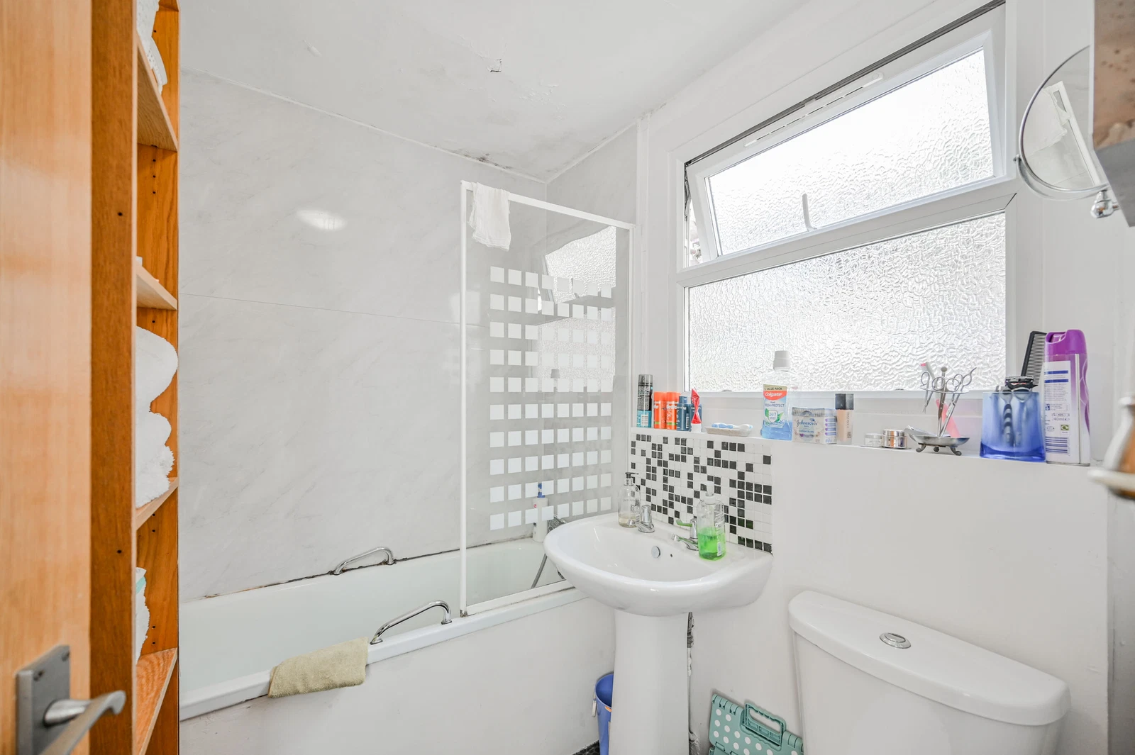 Gladstone Avenue, London, N22 - image 9