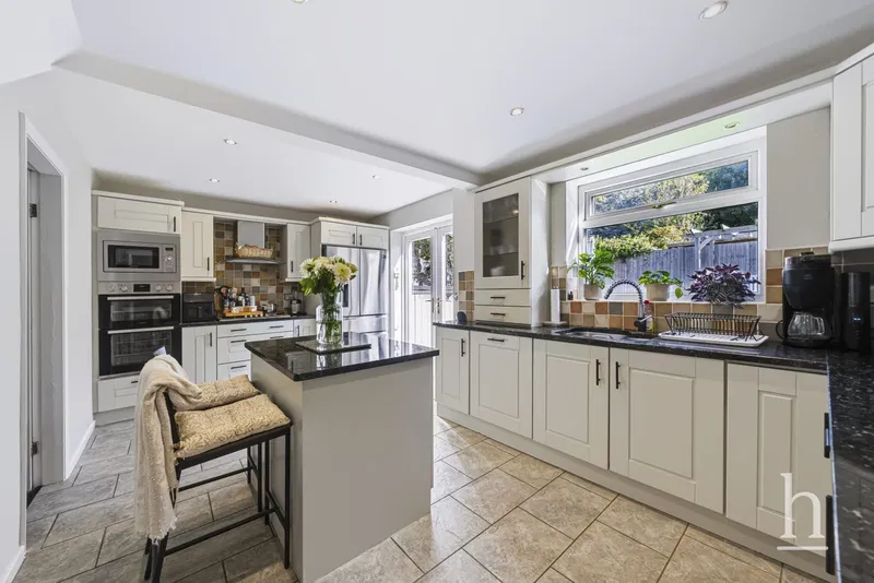 Trueman Close, Prenton, CH43 - image 3