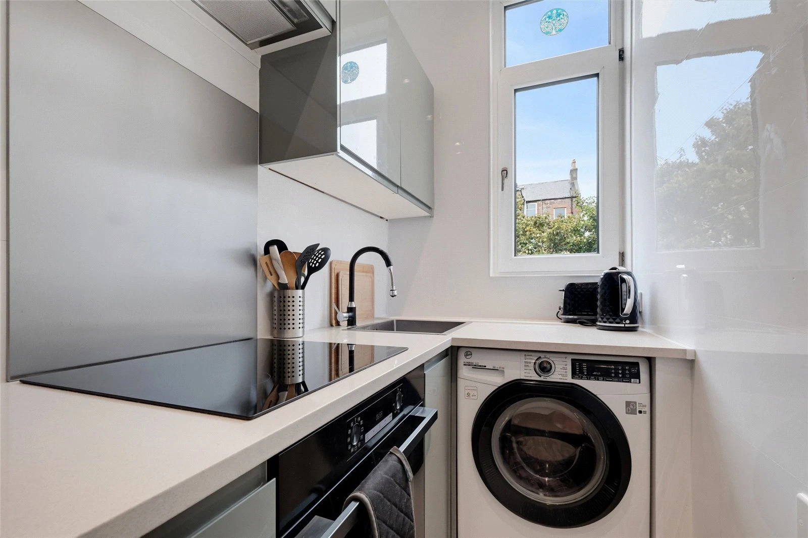 34E Ashvale Place, Aberdeen, AB10 6QA - image 10