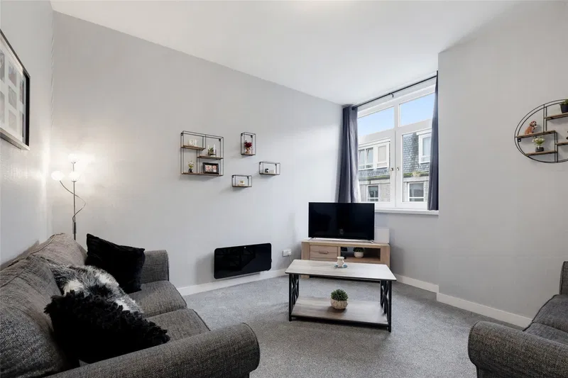 34E Ashvale Place, Aberdeen, AB10 6QA